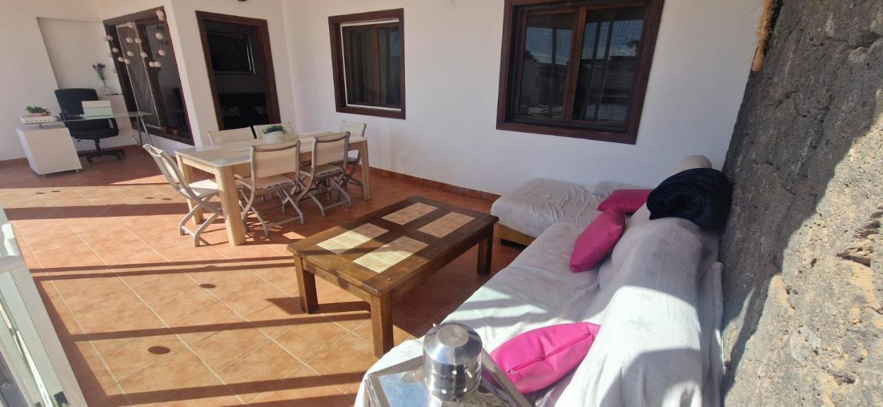 Villa Baroli Amplia Piscina Privada Climatizada ปลายาบลังกา ภายนอก รูปภาพ